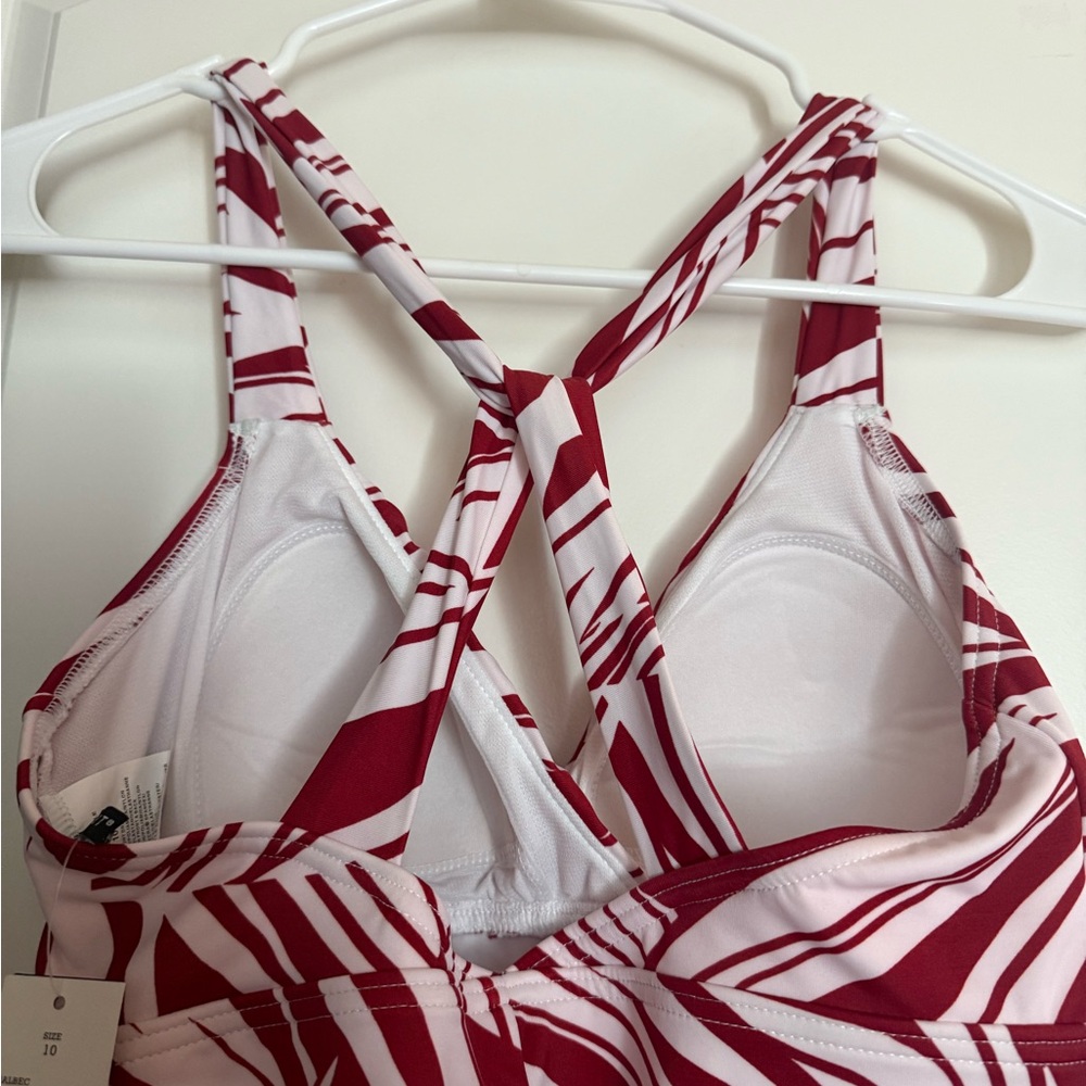 Dreamsuit by Miracle Suit Women’s One Piece Slimming Bathing Suit Size 10 NWT - Picture 9 of 9